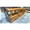 Image 2 : 2 VILAS NIGHT STANDS & END TABLE