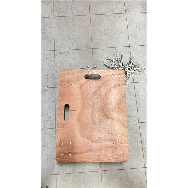 330 LB PORTABLE WOODEN DOLLY