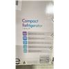 Image 2 : *NEW IN BOX* KENMORE WHITE 1.6 CU FT COMPACT REFRIGERATOR WITH FREEZER COMPARTMENT