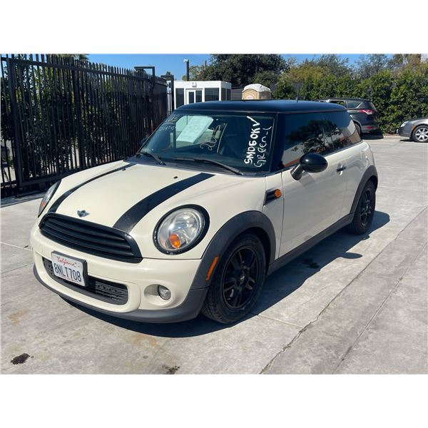 MNNI COOPER 2013 T-DON - SMOG