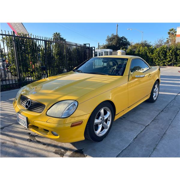 MERZ SLK320 2001 T-DONATION