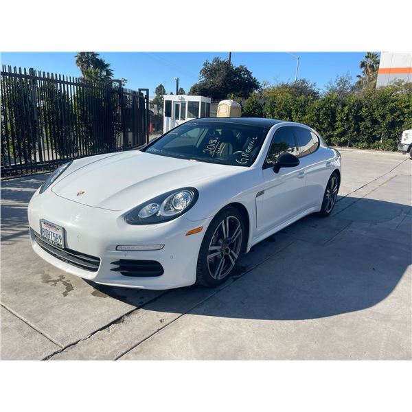 PORS PANAMERA 2015 APPT/DUP-T SMOG