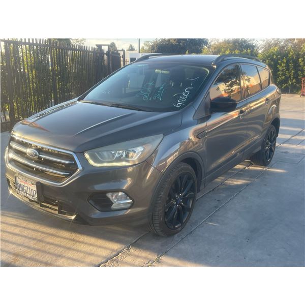 FORD ESCAPE 2017 T-REPO 2 DAYS