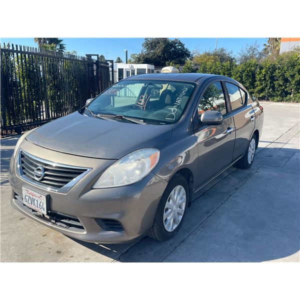 NISS VERSA 2013 T-DONATION