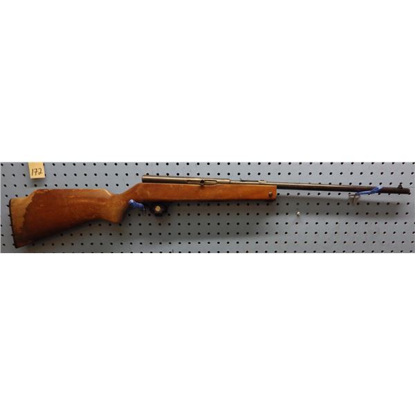 Lakefield Mossberg Mark III, caliber 22 long rifle, semi-automatic, NO MAGAZINE, fore stock broke, N