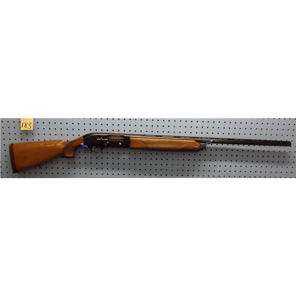 P. Beretta Model. A.302, Semi automatic 12 gauge shotgun, vent rib, serial number G33402E.