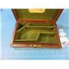 Image 2 : Mahogany case, 9 1/4" x 5 3/4" x 2 1/4", fitted for a small pistol, with key and label "W. Child, St