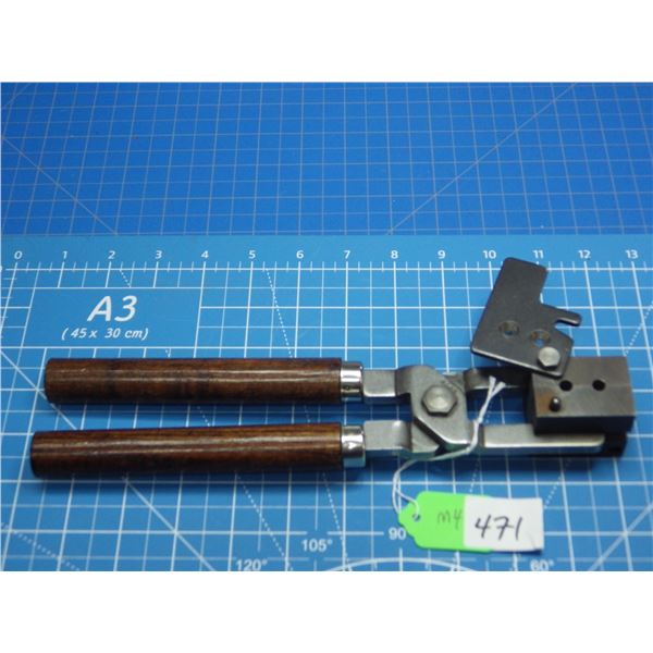 RCBS double cavity bullet mold marked 25-100 FN