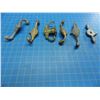 Image 2 : 5 Rifle Shoppe castings for dagger crossguards plus original crossguard with damage