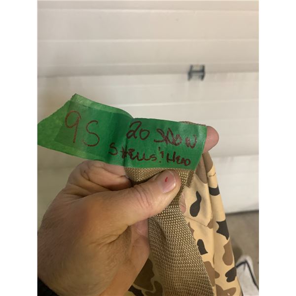 Goose Decoy Shells Quantity of 20 Snow Heads & Shells ...CONSIGNOR TAGGED 9S