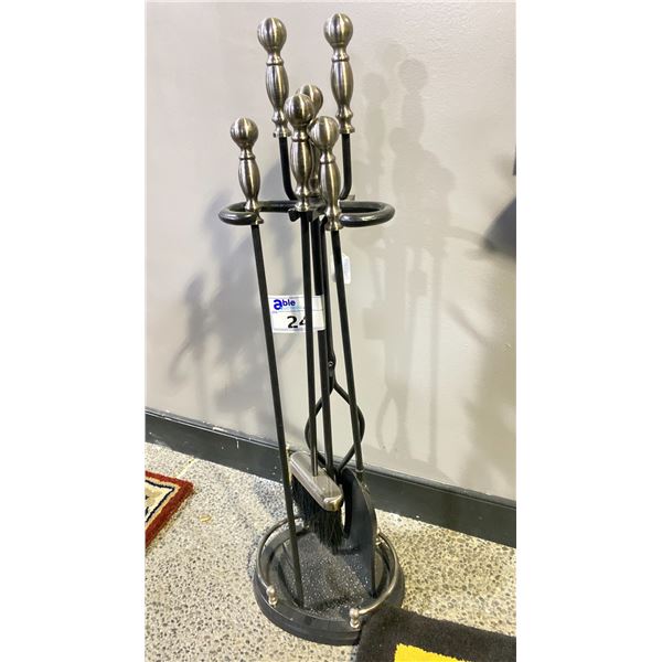 HOLDEN MINUTEMAN X860643 ACHLA DESIGNS DELUXE BALL HANDLE FIREPLACE TOOL SET. MODEL
