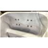 Image 3 : ARTESIAN SPAS MODEL GARDEN SPAS IRIS. 78"X60"X30". 110V. SILVER MARBLE/GREY CABINET. SEATS 4