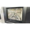 Image 3 : VALOR RADIANT H6 SERIES GAS FIREPLACE. HERRINGBONE LINER, TRADITIONAL LOGS AND 4 SIDED TRIM IN