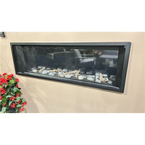 VALOR L2 SERIES RADIANT GAS FIREPLACE. WITH ROCK AND SHALE KIT, REFLECTIVE GLASS LINER & ADJUSTABLE