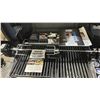 Image 3 : BROIL KING SIGNET 390 NG BBQ. NATURAL GAS, 3 STAINLESS STEEL DUAL-TUBE TOTAL BURNERS 65,000 BTU,