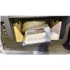 Image 4 : REGENCY HAMPTON HI2450 WOOD INSERT FIREPLACE.