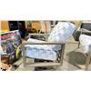 Image 5 : TELESCOPE CASUAL LARSSEN CUSHION SWIVEL ROCKER. BEACHWOOD COLOR FRAME AND DREAM MIST FABRIC.