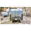 Image 3 : TELESCOPE CASUAL LARSSEN CUSHION SWIVEL ROCKER. BEACHWOOD COLOR FRAME AND DREAM MIST FABRIC.