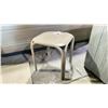 Image 2 : TELESCOPE CASUAL 17" SIDE TABLE. BEACHWOOD COLOR. MARINE GRADE POLYMER & TEXTURED POWDER COATED
