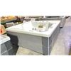 Image 3 : HOTSPRING PORTABLE SPA ARIA HOT TUB. ALPINE WHITE/CHARCOAL CABINET. FRESHWATER IQ WATER CARE AND