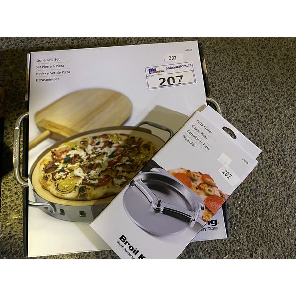 BROIL KING STONE GRILL SET PLUS DELUXE PIZZA CUTTER