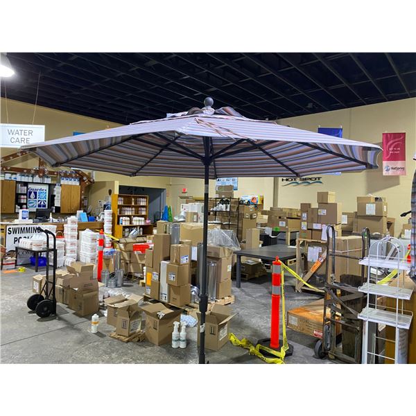 TREASURE GARDEN 9' OCTAGONAL UMBRELLA WITH PUSH BUTTON TILT WITH WEIGHTED BASE. ANTHRACITE COLOR