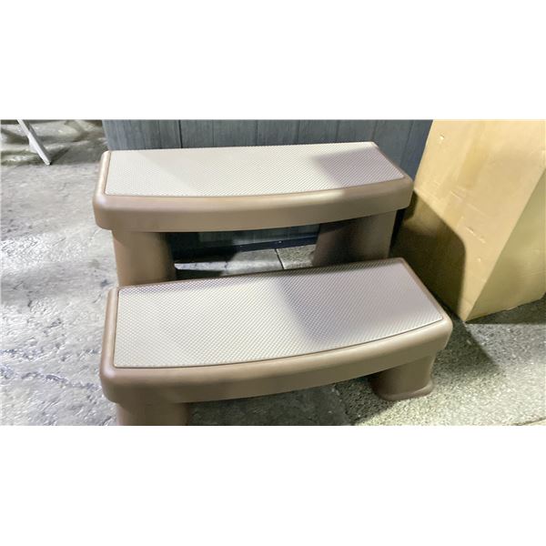 WATKINS 30"W SPA STEP SABLE COLOR MODEL 78401