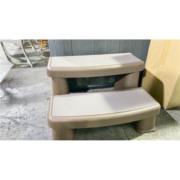 WATKINS 30"W SPA STEP. ESPRESSO COLOR MODEL 74590
