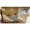 Image 2 : BROIL KING MONARCH 390 NATURAL GAS. REDDI-BILT NEW IN BOX NOT ASSEMBLED