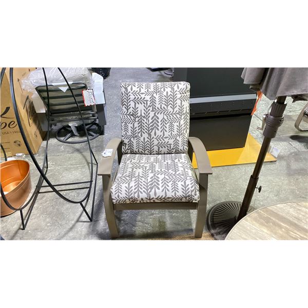 TELESCOPE CASUAL BELLE ISLE CUSHION ARM CHAIR COLOR CLIMBING VINES & BEACHWOOD FRAME. MARINE GRADE