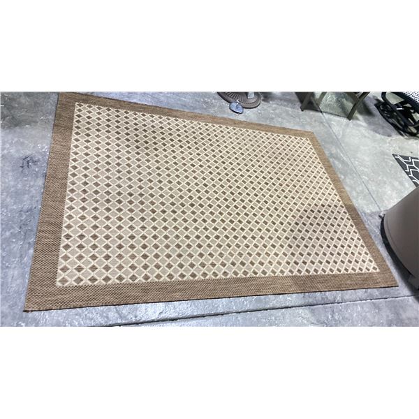 TREASURE GARDEN OUTDOOR RUG. FLAT WEAVE. 7'4"X5'3". TUCSON BIRCH COLOR. UV PROOF, WEATHERPROOF
