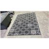 Image 2 : TREASURE GARDEN OUTDOOR RUG. FLAT WEAVE. 7'4"X5'3". GEO BLACK COLOR. UV PROOF, WEATHERPROOF