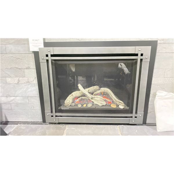 VALOR H5 SERIES WITH REFLECTIVE BLACK LINER, DRIFTWOOD AND CRAFTSMAN FRONT IN PEWTER. 30,000 BTU