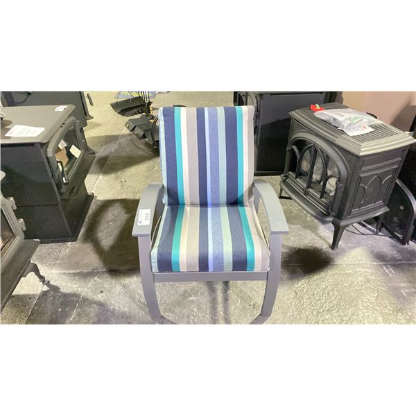 TELESCOPE CASUAL ARM CHAIR. MARINE GRADE POLYMER ARMS TEXTURED POWDER COATED ALUMINUM FRAME. COLOR