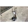 Image 2 : FIREPLACE TOOL SET