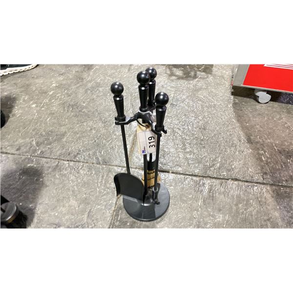 FIREPLACE TOOL SET