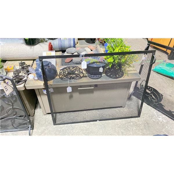 UNIVERSAL FIREPLACE SCREEN 38X30"