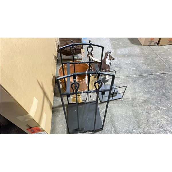 DELUXE LOG HOLDER AND TOOL SET