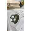 Image 8 : HOTSPRING PORTABLE SPAS HOT TUB. VANGUARD IN ICE GRAY/BRUSHED NICKEL CABINET. FRESHWATER IQ WATER