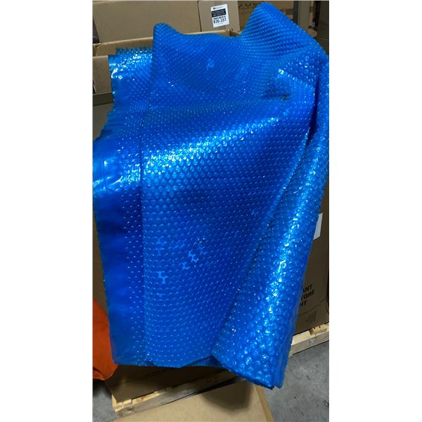 SOLAR POOL/HOT TUB COVER. 8X8'
