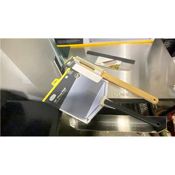 GROUP LOT PIZZA PEEL, PIZZA OVEN BRUSH, PIZZA CUTTER