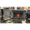 Image 5 : BLAZE KING PE32 PRINCESS WOOD STOVE. CATALYTIC STOVE, HEATS 1200-2500 SQ FT, 19" MAX LOG LENGTH, 4