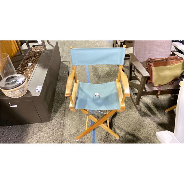 TELESCOPE WORLD-FAMOUS DIRECTOR CHAIR. BLUE FABRIC, WOOD FRAMED