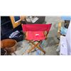 Image 2 : TELESCOPE WORLD-FAMOUS DIRECTOR CHAIR. RED FABRIC WOOD FRAMED