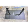 Image 1 : 2 WEIGHTED BASES