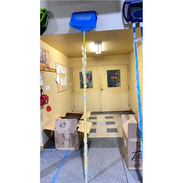 16' FIBERGLASS EXTENSION POLE WITH SKIMMER