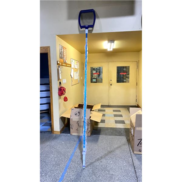 16' ALUMINUM EXTENSION POLE WITH SKIMMER