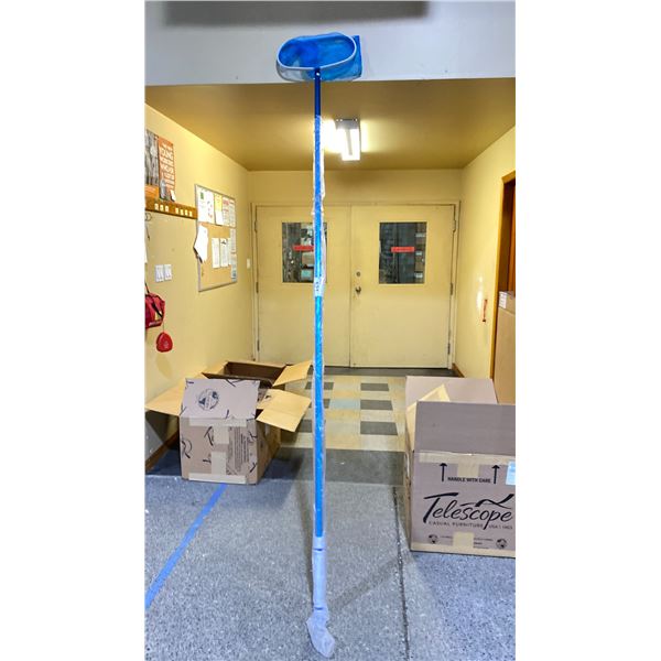 16' ALUMINUM EXTENSION POLE WITH SKIMMER