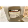 Image 2 : HAYWARD MODEL S180TC. 18" SAND FILTER W HOSE ADAPTERS