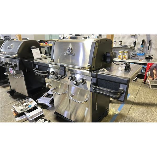 BROIL KING REGAL S490 PRO IR NAT GAS BBQ. ASSEMBLED. COOL UNIT. HAS LIGHT ON HANDLE, KNOBS LIGHT